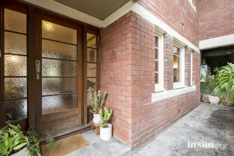 2/276 Bathurst St, West Hobart, TAS 7000