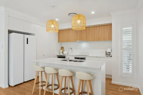 19 Daydream Cres, Banya, QLD 4551