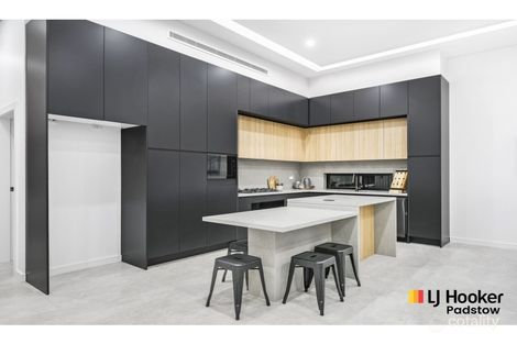 Property photo of 19B Corben Avenue Moorebank NSW 2170