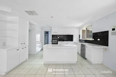 Property photo of 30 Timbertop Drive Rowville VIC 3178