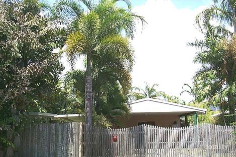 13 Strombus Ave, Trinity Beach, QLD 4879