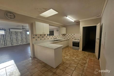 Property photo of 25 Lindy Way Camillo WA 6111