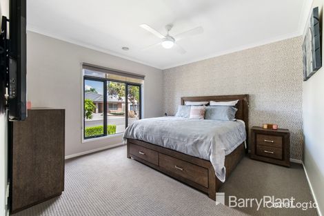 Property photo of 31 Chatham Avenue Tarneit VIC 3029