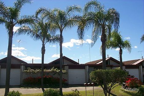 Property photo of 5/41-43 Hooker Boulevard Broadbeach Waters QLD 4218