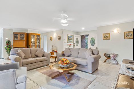 Property photo of 6 Meadow Place Middle Park QLD 4074