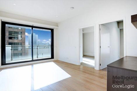Property photo of 1814/199 William Street Melbourne VIC 3000