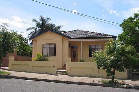 2 Moyes St, Marrickville, NSW 2204