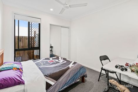 Property photo of 34 Jonas Circuit Holmview QLD 4207
