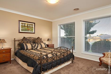 Property photo of 25 Deakin Avenue Lloyd NSW 2650