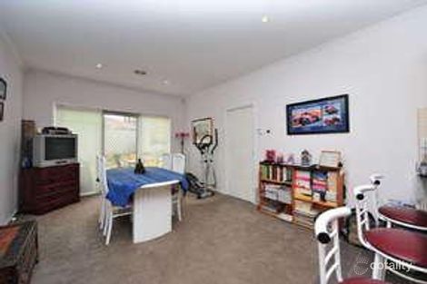 Property photo of 30 Balerno Circle Gowanbrae VIC 3043