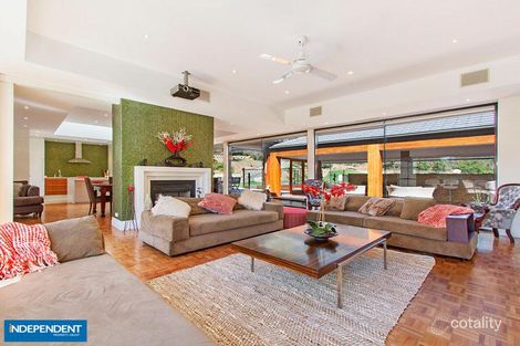 Property photo of 17 Taylor Place Greenleigh NSW 2620