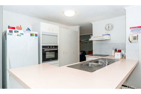 Property photo of 45 Mildura Drive Helensvale QLD 4212