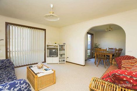 Property photo of 1/10 Andrea Parade Ringwood North VIC 3134