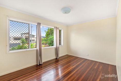 Property photo of 33 Redwood Street Stafford Heights QLD 4053