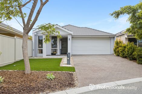 5 Dolphin Dr, Alkimos, WA 6038