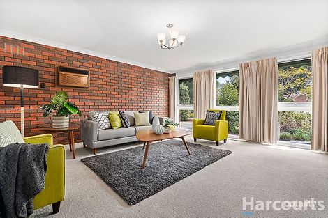 Property photo of 2 Shield Court Glen Waverley VIC 3150