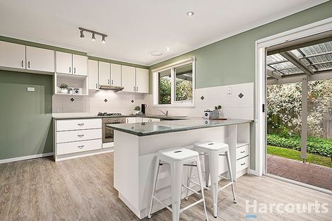 Property photo of 2 Shield Court Glen Waverley VIC 3150