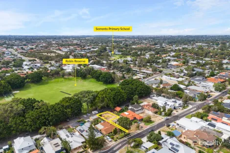 Property photo of 91 Clontarf Street Sorrento WA 6020