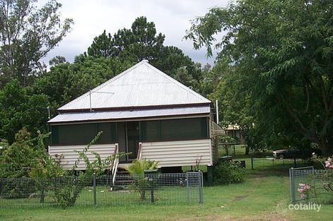 Property photo of 27 Lindsay Street Bundamba QLD 4304