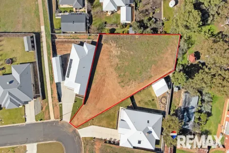 Property photo of 33 Hayes Crescent Junee NSW 2663