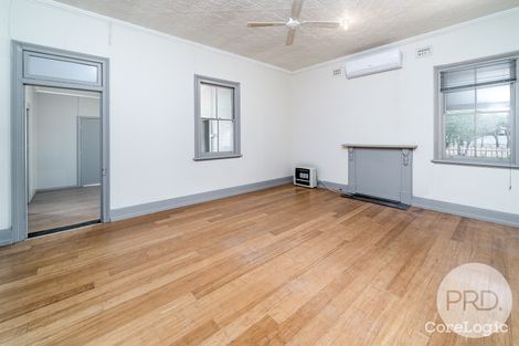 Property photo of 32 Hampden Avenue North Wagga Wagga NSW 2650