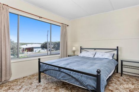 Property photo of 20 Hennessy Street Port Campbell VIC 3269