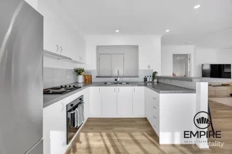 Property photo of 15 Acre Rise Hampton Park VIC 3976