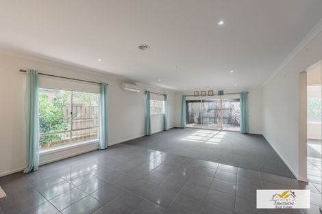 Property photo of 7 Gooseberry Mews Berwick VIC 3806