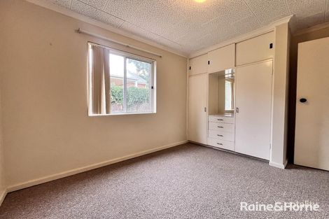 Property photo of 2/98A Carthage Street East Tamworth NSW 2340