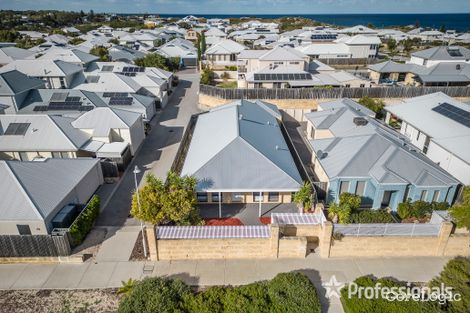 Property photo of 52 Lindsay Beach Boulevard Yanchep WA 6035