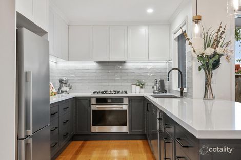 Property photo of 3 Sandgate Avenue Croydon VIC 3136