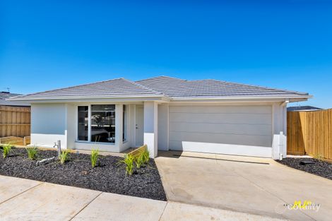 Property photo of 25 Pardolote Crescent St Leonards VIC 3223