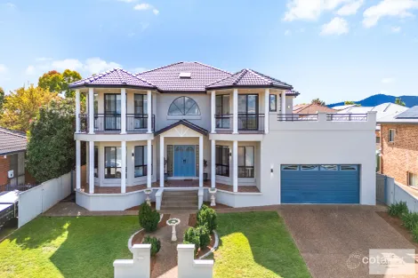 Property photo of 10 Ebony Close Hillvue NSW 2340