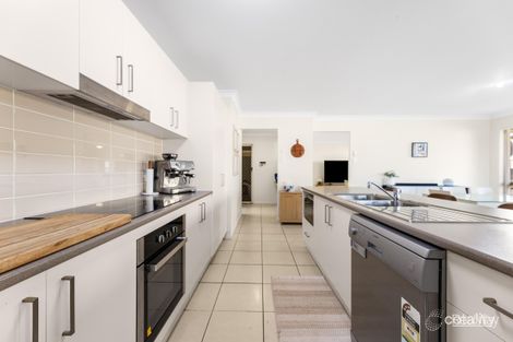 Property photo of 28 Taragon Street Glenvale QLD 4350