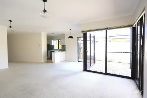 Property photo of 10/3 The Esplanade Esperance WA 6450
