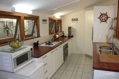 Property photo of 8 Sutherland Street Dicky Beach QLD 4551