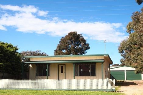 Property photo of 3 Edwards Street Lindenow VIC 3865