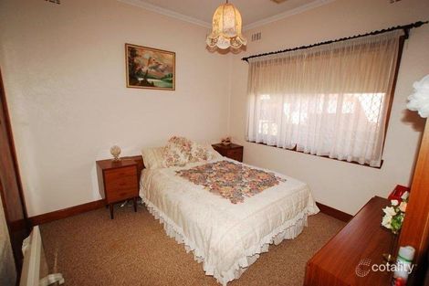 Property photo of 846 St James Crescent North Albury NSW 2640