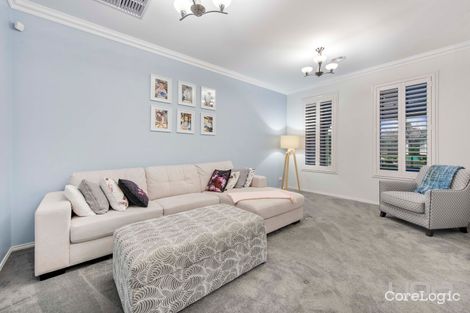 Property photo of 6 Charlesworth Crescent Burnside VIC 3023