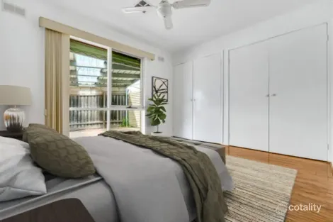 Property photo of 1 Hilton Street Craigieburn VIC 3064