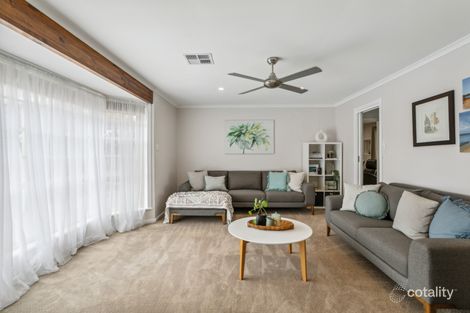 2 Lowry Ct, Flagstaff Hill, SA 5159