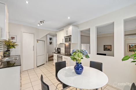 Property photo of 2/48 Yeronga Street Yeronga QLD 4104