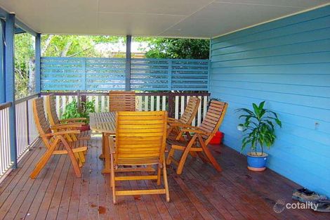 Property photo of 39 Riding Road Hawthorne QLD 4171