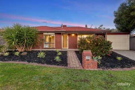 4 Ken Rd, Aberfoyle Park, SA 5159