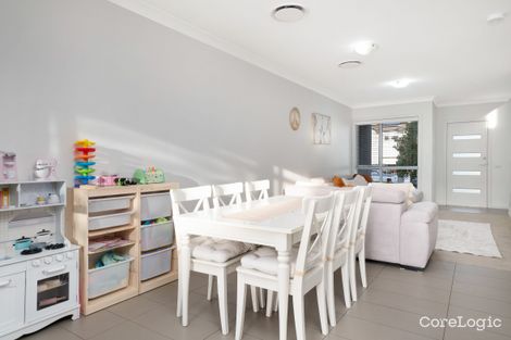 Property photo of 16 Lookout Circuit Stanhope Gardens NSW 2768