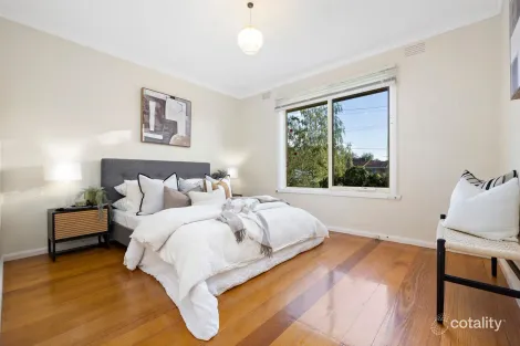 Property photo of 13 Emerald Street Mount Waverley VIC 3149