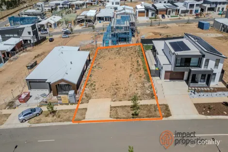Property photo of 7 Zwicky Street Whitlam ACT 2615