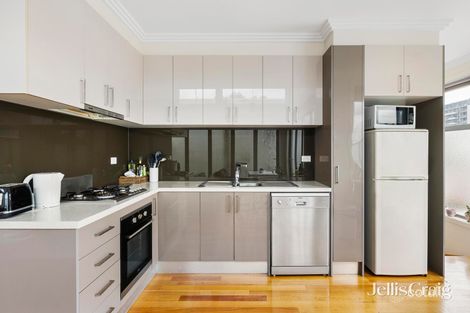 Property photo of 2/111 Victoria Street Brunswick East VIC 3057