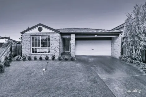 Property photo of 24 Suzana Place Rowville VIC 3178