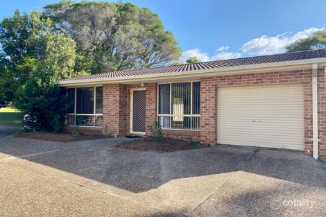 1/1 Carisbrooke Cl, Bomaderry, NSW 2541